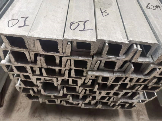 material de construção galvanizado quente de aço estrutural padrão da barra da canaleta em U de 1.5mm Astm A36