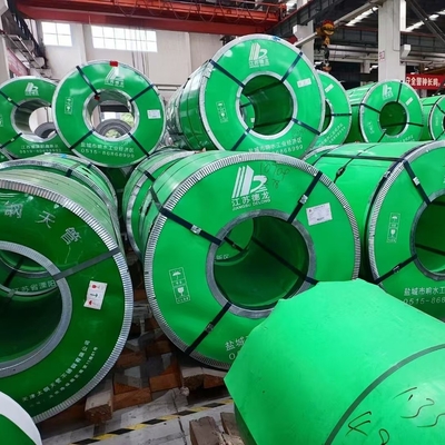 304 bobinas austeníticas de aço inoxidável laminadas a frio com espessura de 2,0 mm largura de 1219 mm acabamento 2B