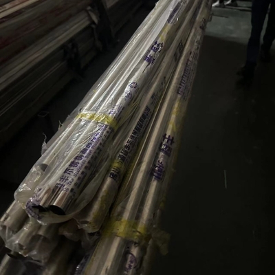 ASTM A554 201 Tubo soldado 25*0,8*6000mm 320 Tubo de aço inoxidável polido com espelho de grão
