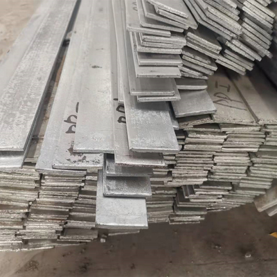 Barra chata de aço galvanizado por imersão a quente S235JR ASTM A36 SS400 Barra chata de aço macio 30*3*6000MM